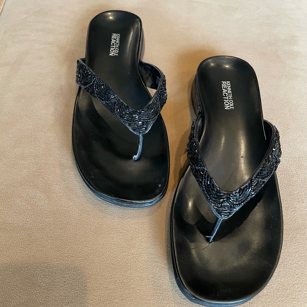 Kenneth Cole Reaction Slides